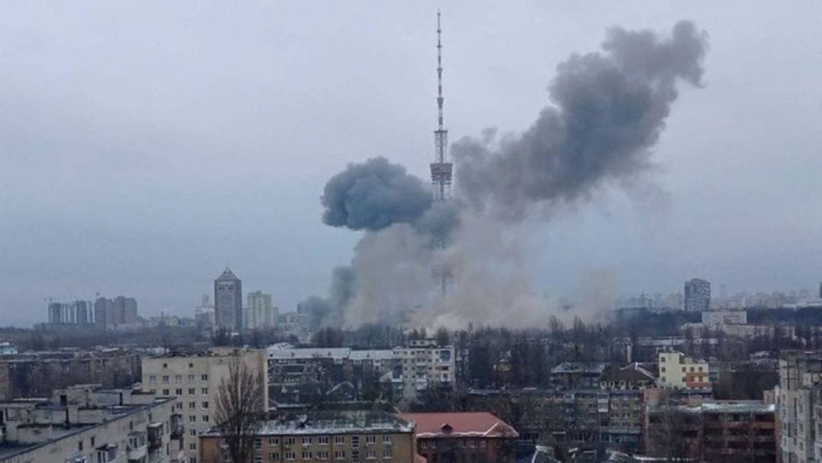 La Ciudad de Kiev se quedará sin televisión durante varios días tras el ataque que sufrió este martes contra la torre de transmisión.