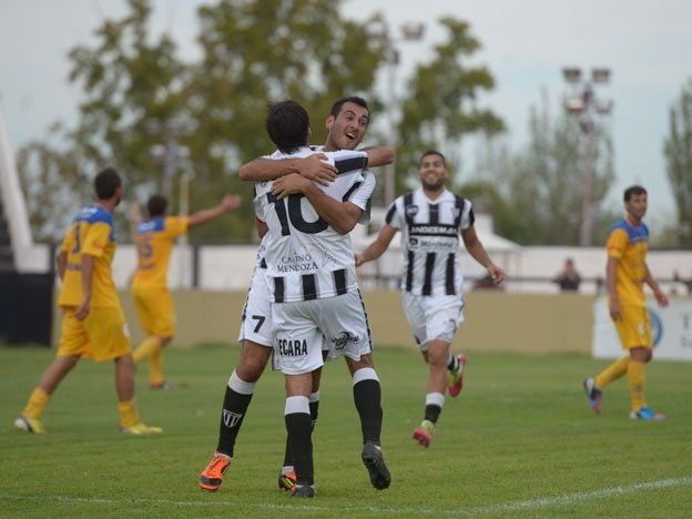 El Lobo se enfrenta a Racing