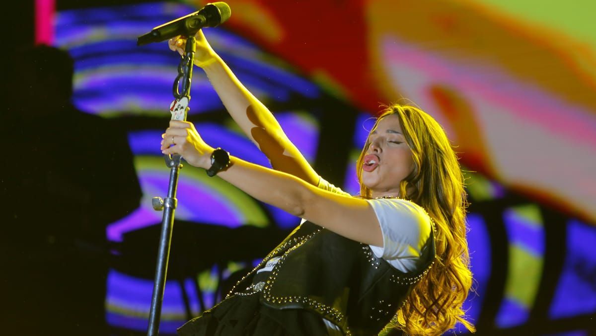 Eugenia Quevedo desparramó energía sobre el escenario. Eugenia Quevedo desparramó energía sobre el escenario.