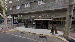 Se incendió parte de un piso del Hotel Mendoza