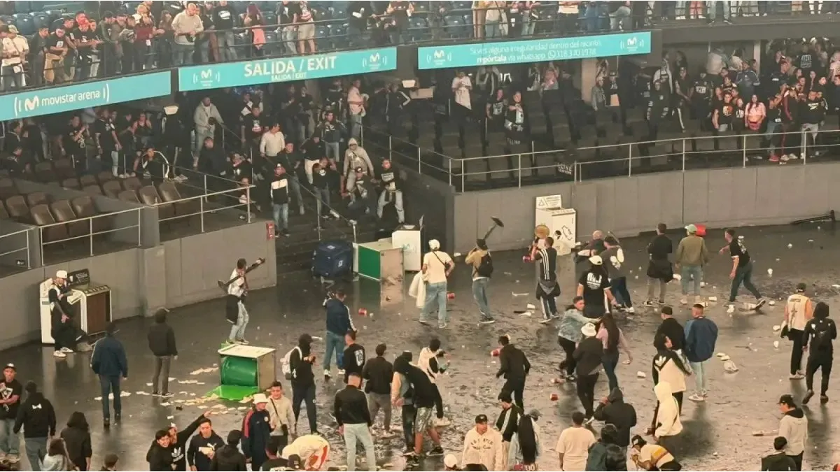 Trágico show. Un recital de Damas Gratis terminó con serios incidentes y un muerto. Trágico show. Un recital de Damas Gratis terminó con serios incidentes y un muerto.