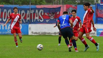 Deportivo Maipú perdió agónicamente ante Güemes, en Santiago del Estero, por un gol en contra