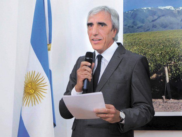 El ministro Rodolfo Lafalla pidió que todos los fiscales investiguen los delitos afines al narcotráfico