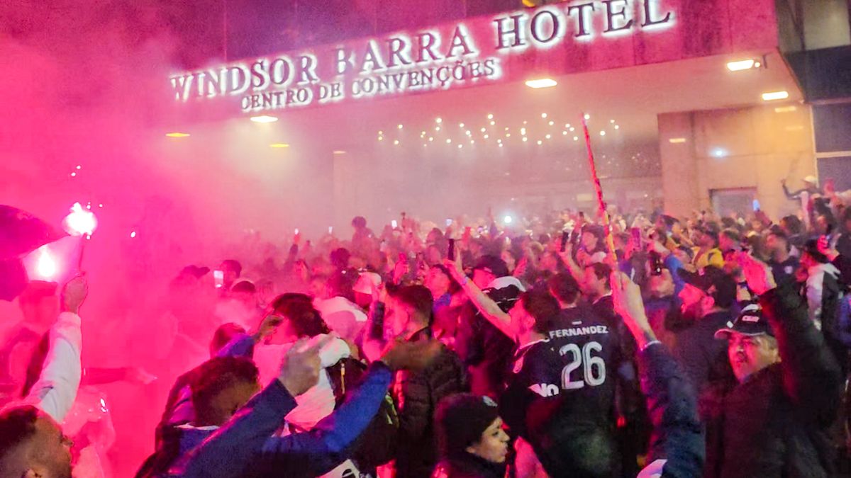 Los hinchas de Independiente Rivadavia y un nuevo banderazo en Brasil.