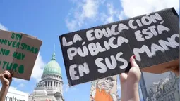 nacion modifico el presupuesto y reforzo varios fondos, entre ellos para las universidades