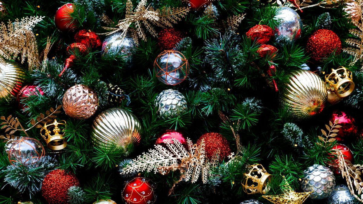 Cinco propuestas súper creativas para armar tu árbol de Navidad este 2025