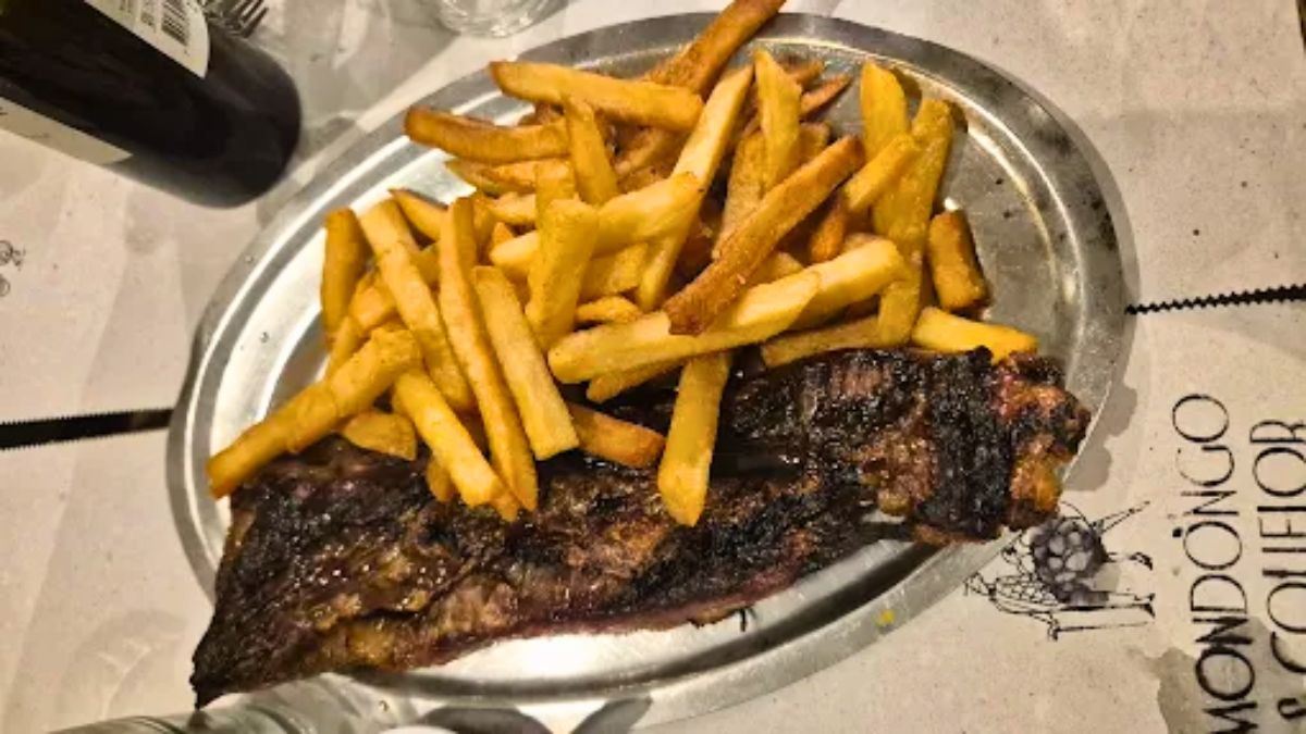 El bodegón que se destaca por las achuras en sus parrilladas. El bodegón que se destaca por las achuras en sus parrilladas.