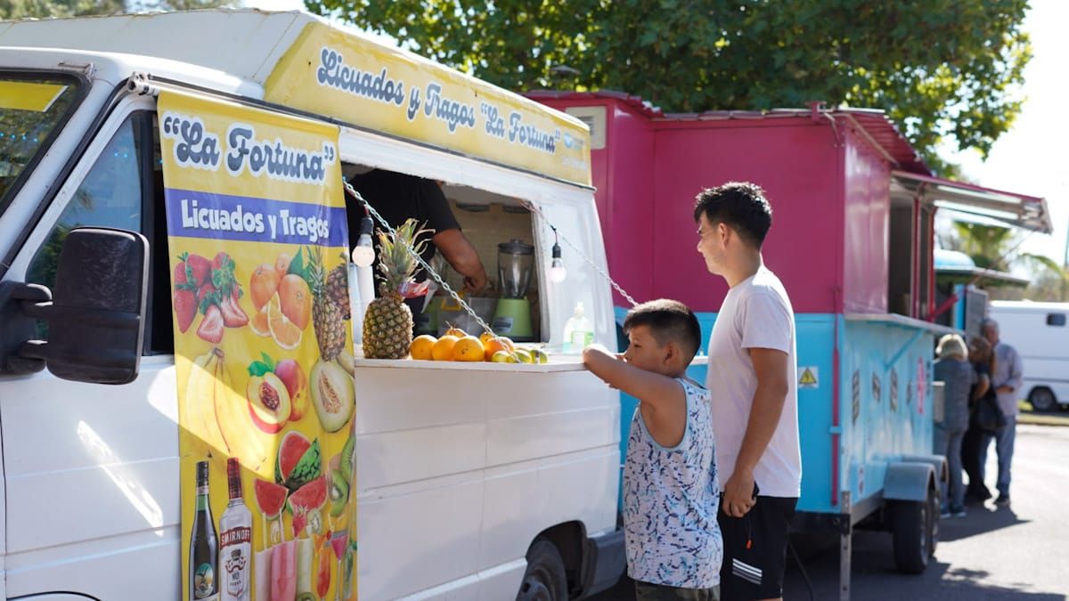 En Maipú todo está organizado para que las compras de Reyes Magos se transformen en un ameno paseo familiar.