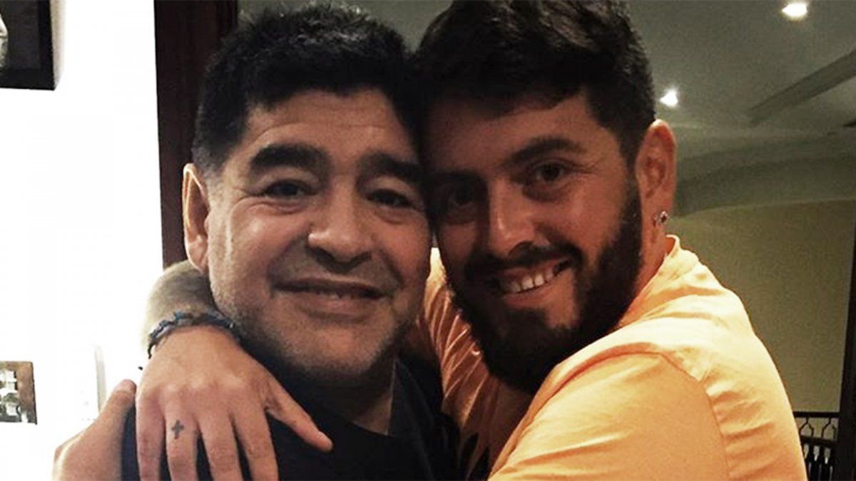 Diego Maradona Junior no podrá viajar a visitar a su padre.