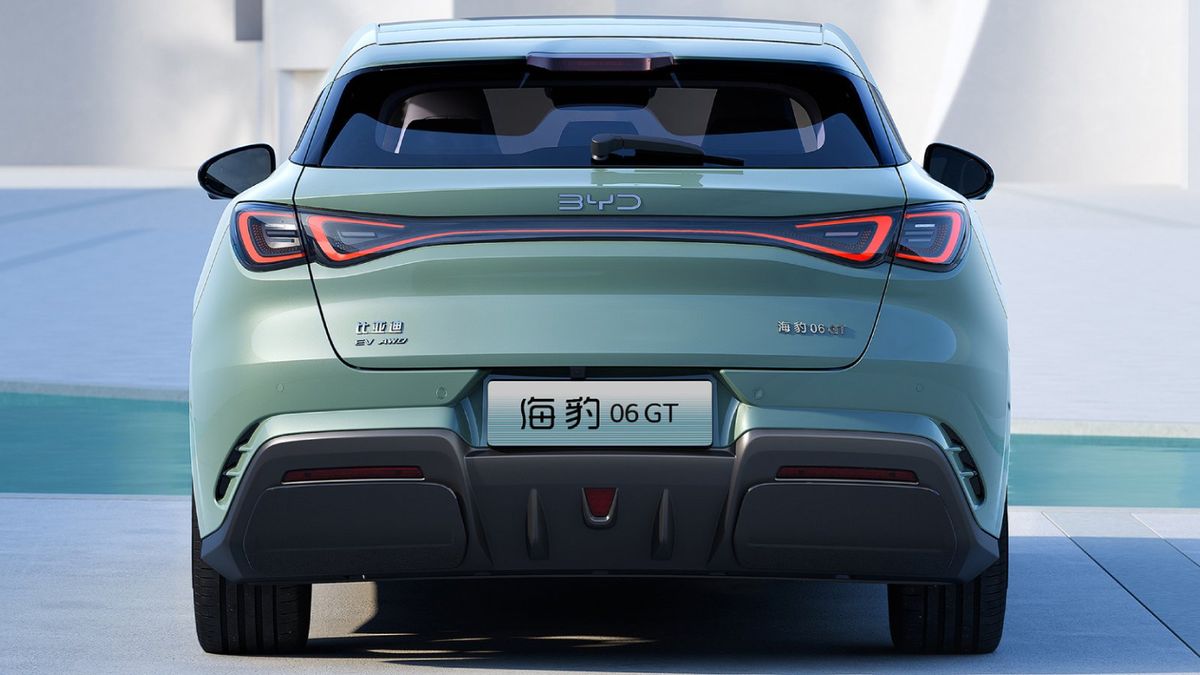 El sedán chino que busca superar al Toyota Corolla en precio y tecnología