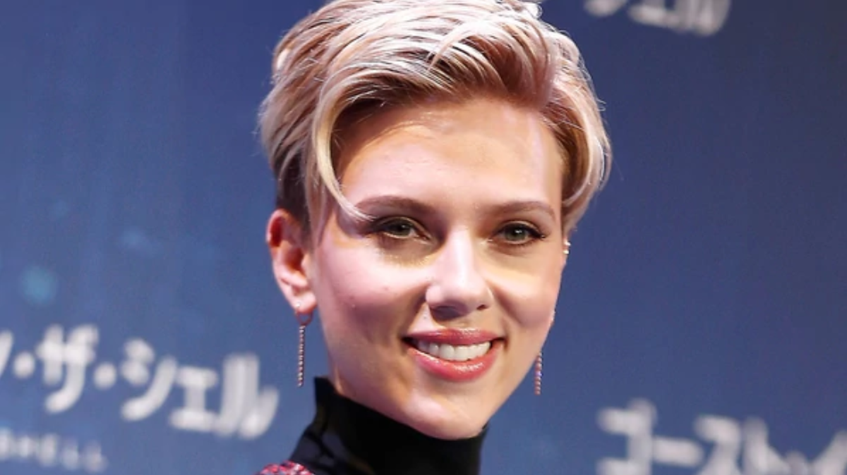 Lluvia de críticas para Scarlett Johansson