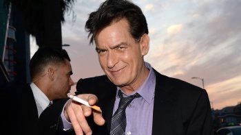Charlie Sheen regresa al drama