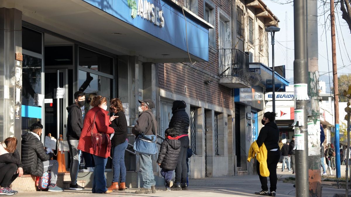 AUH, jubilados, Progresar, SUAF: ANSES empieza a pagar desde $18.145