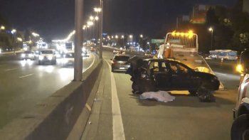 Un ex futbolista que manejaba borracho a 200 km/h chocó y mató a una pasajera de Uber