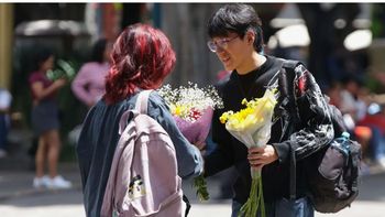 Qué pasa si no te regalaron flores amarillas el 21 de septiembre y qué significa