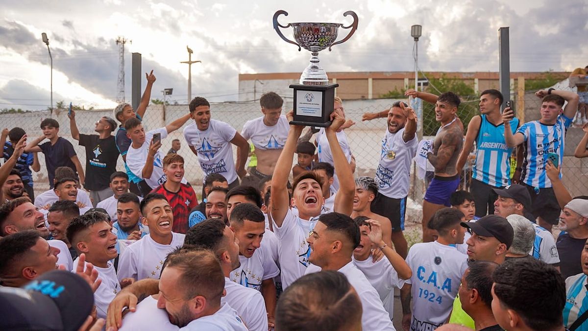 Argentino-FADEP van por la estrella anual de Liga Mendocina.