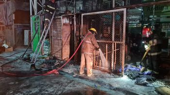 Un incendio en el Mercado Cooperativo del Este en Guaymallén dejó importantes pérdidas materiales