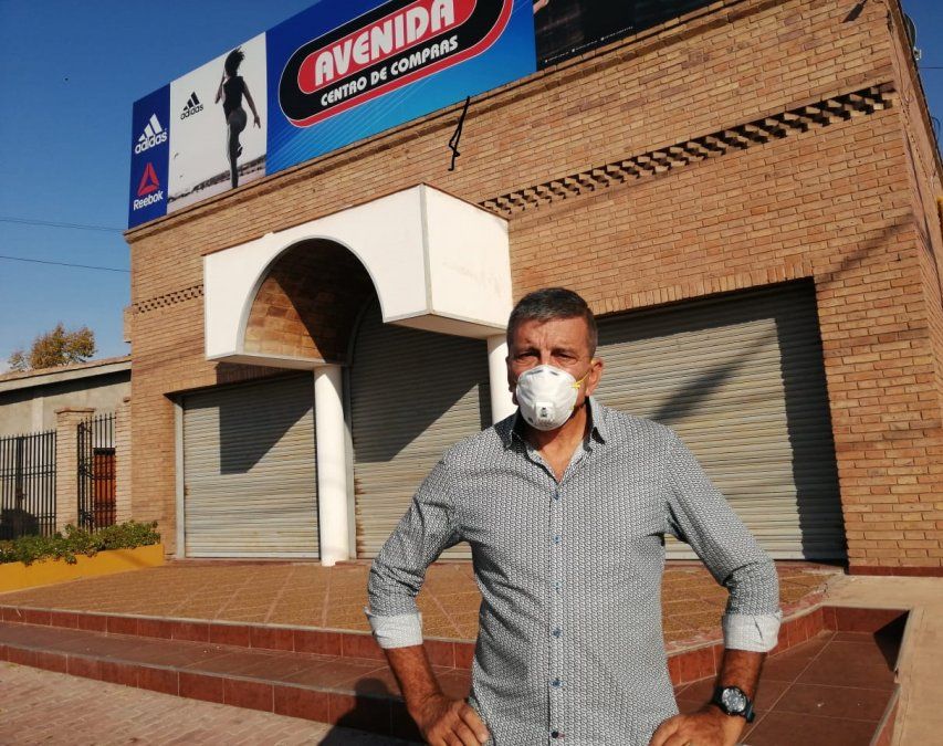 Coronavirus en Mendoza: donó toda la ropa de su negocio a los que la pasan mal en la cuarentena