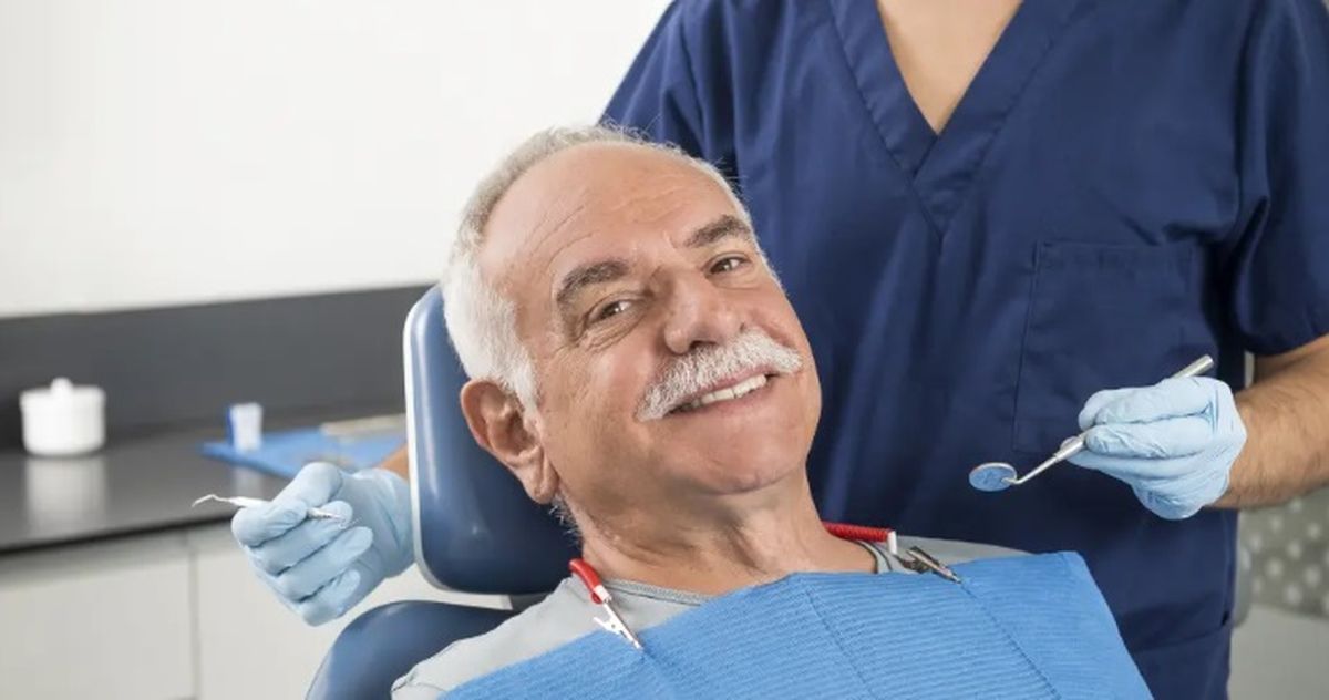 Una sonrisa saludable es, también, sinónimo de un cuerpo sano. Una sonrisa saludable es, también, sinónimo de un cuerpo sano.