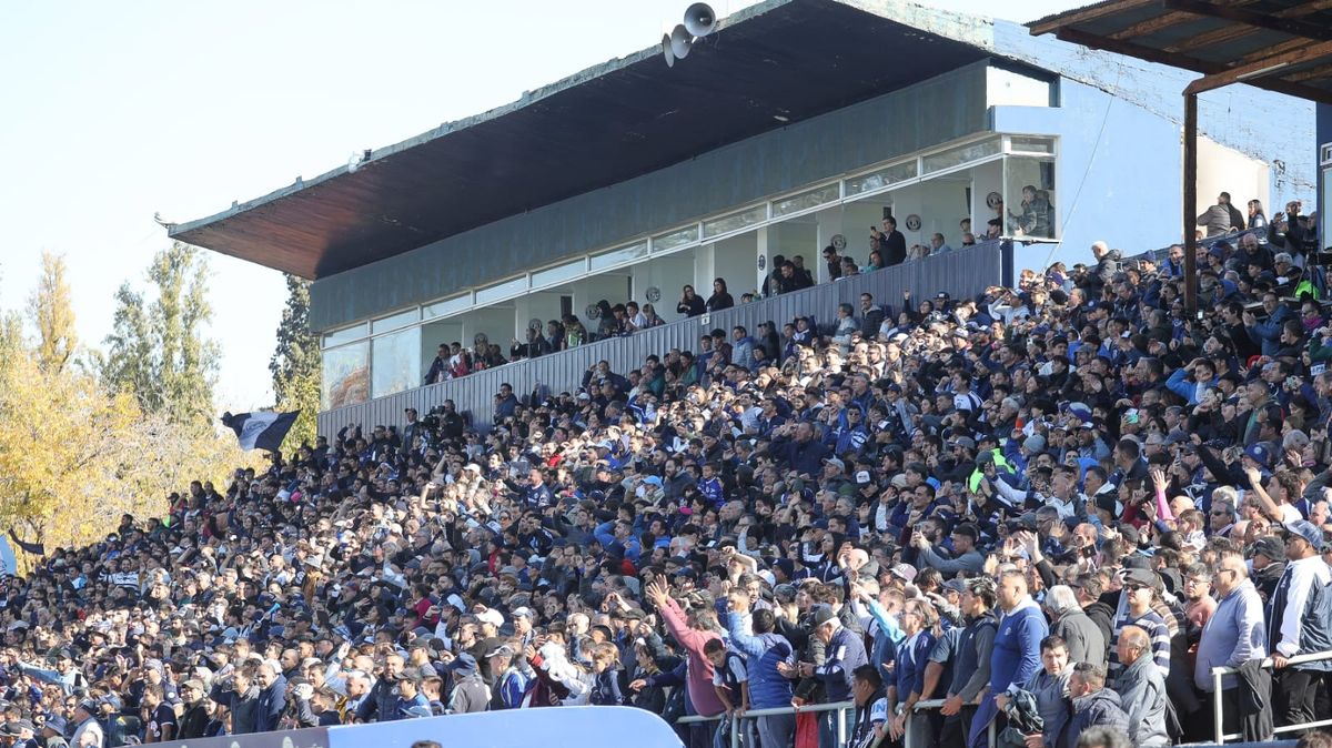 El Gargantini será escenario de un nuevo duelo entre Independiente Rivadavia y Godoy Cruz.