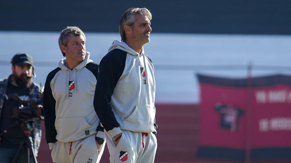 Juan Manuel Sara se fue con bronca tras la derrota del Deportivo Maipú ante Atlanta. Foto: Axel Lloret/UNO.