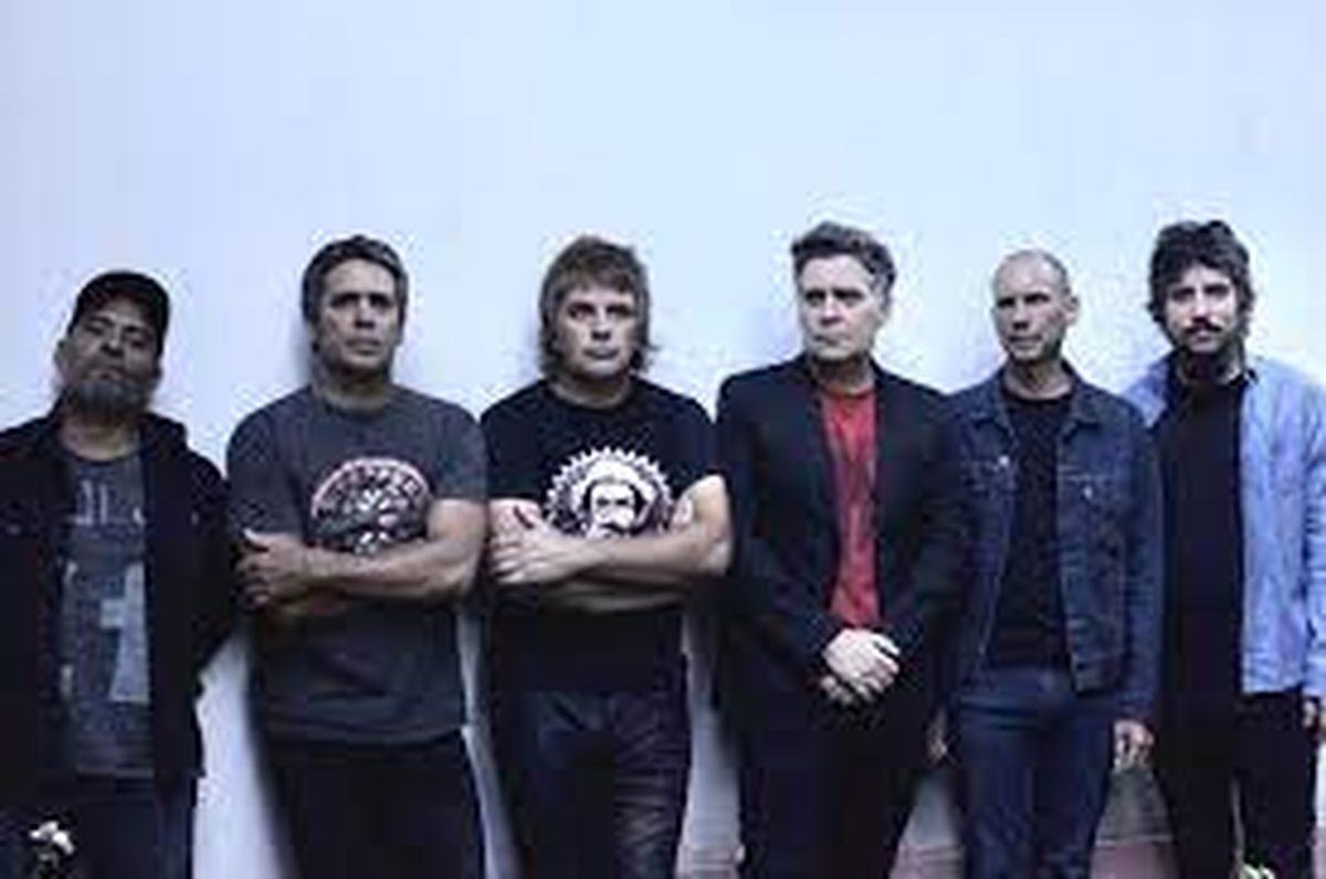 Ella es tan Cargosa, el grupo que lidera Rodrigo Manigot.