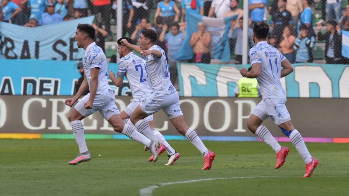 Godoy Cruz le ganó a Belgrano y se metió entre los ocho mejores de la Copa Argentina.
