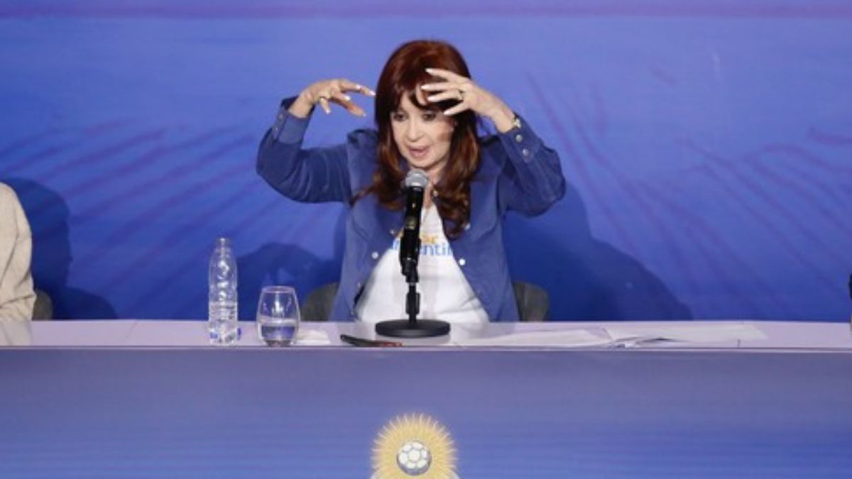 Cristina Kirchner reapareció en Encuentro de culturas populares un evento organizado por el Instituto Patria.
