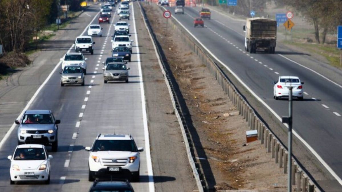 La autopista chilena en la que le robaron a la familia mendocina, en pleno Santiago de Chile. La autopista chilena en la que le robaron a la familia mendocina, en pleno Santiago de Chile.