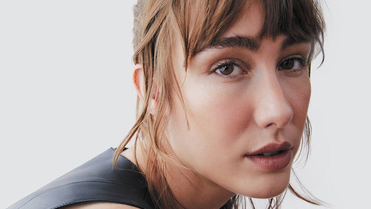 La miniserie española de 6 capítulos de Netflix que es aclamada por la crítica