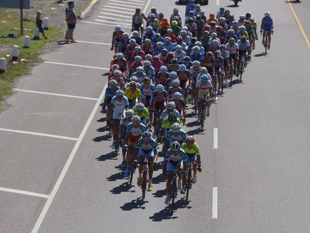 Destacada actuación de ciclistas sureños en las rutas capitalinas