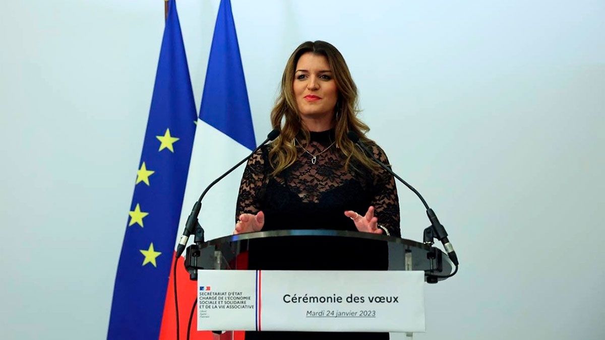 Si bien la funcionaria francesa Marlène Schiappa posó para Playboy, las fotos que se viralizaron son un montaje.