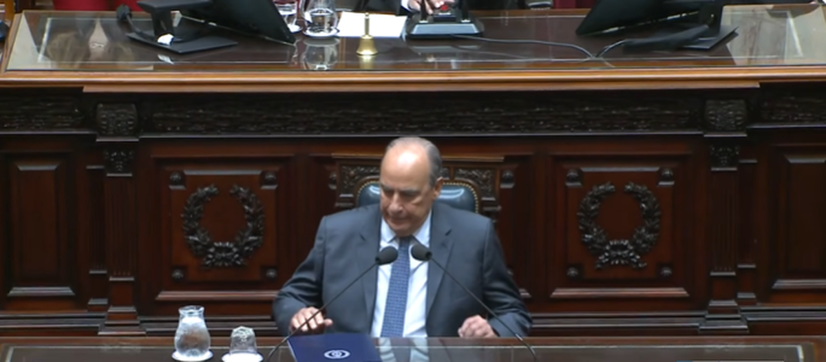 Guillermo Francos en la Cámara de Diputados. Guillermo Francos en la Cámara de Diputados.