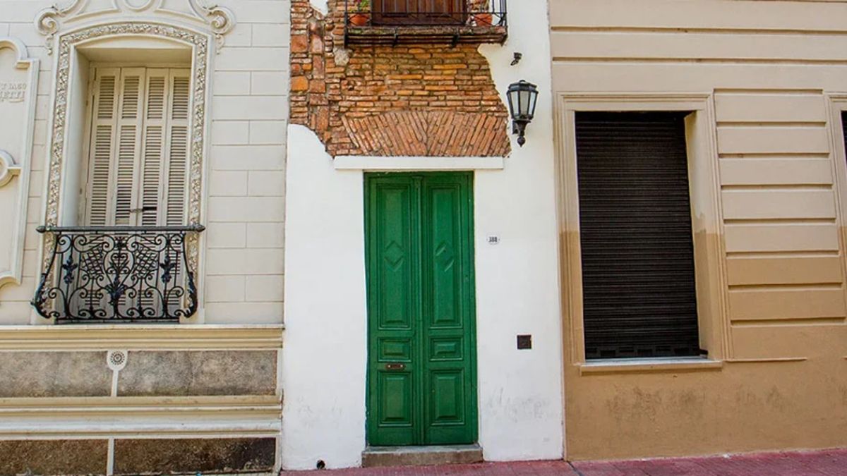 Casa Mínima: un pasaje porteño alberga la construcción más extraña de la ciudad