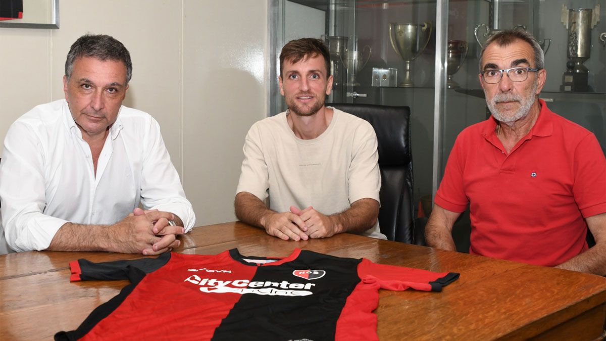 Horacio García, colaborador de Gabriel Heinze, estuvo horas antes de su muerte en la firma del contrato de Pittón