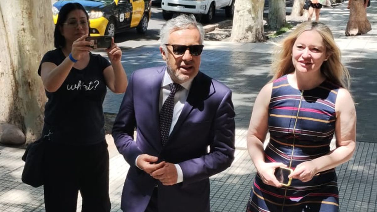 Alfredo Cornejo adelantó que en endurecerá su política de Seguridad y buscará que se castigue con condena firmes delitos como la estafa.&nbsp;