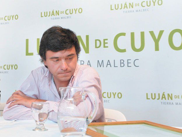El intendente de Luján, López Puelles, quedó al borde del juicio político