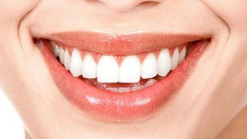 Dientes 3D contra la placa bacteriana