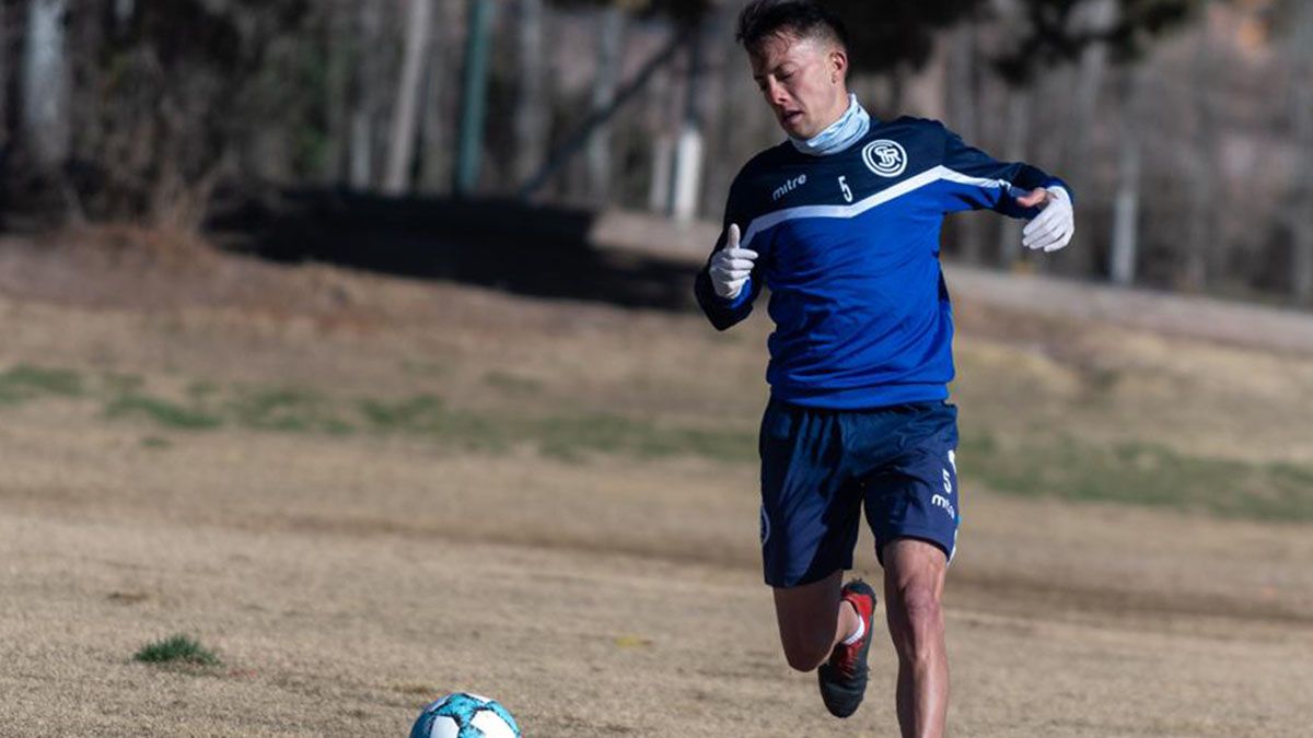 Santiago Úbeda ahora tiene chances de irse al Sol de América de Paraguay.
