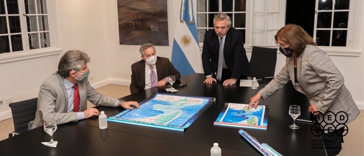 El Presidente se mostró varias veces incumpliendo el protocolo.