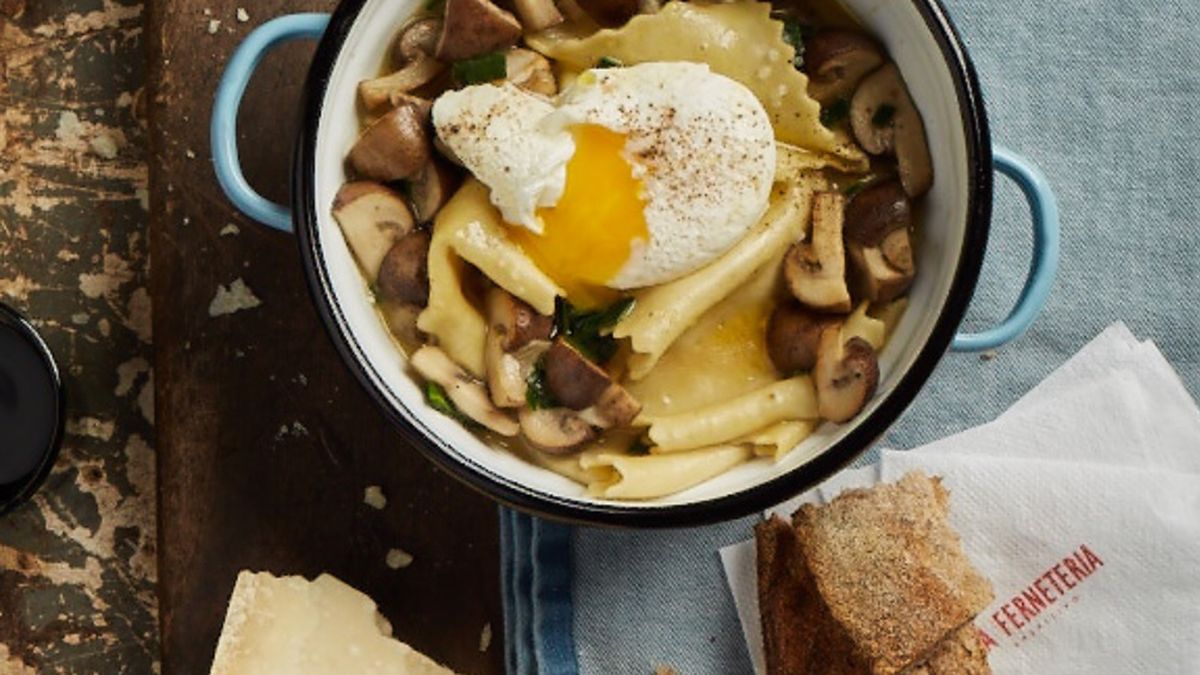 Un bodegón top: el restaurante que sirve milanesa con spaghetti a un precio increíble