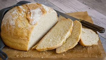 Fácil y rápida receta de PAN CASERO con levadura