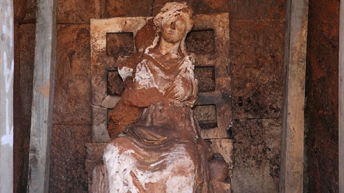 Descubrimiento arqueológico de una estatua muy antigua recuerda el culto hacia la Diosa Madre