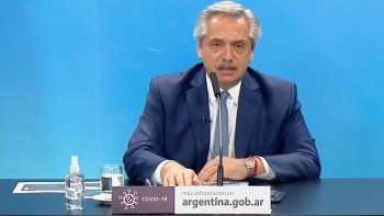 Alberto Fernández ahora negocia por la vacuna china