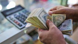 Se reactivaron las operaciones de compra- venta de dólares.