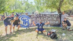 Los hinchas de la Lepra llegaron en gran número a Villa Mercedes.