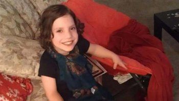 Un informe médico arrojó más misterio sobre la nena enana abandonada por su familia