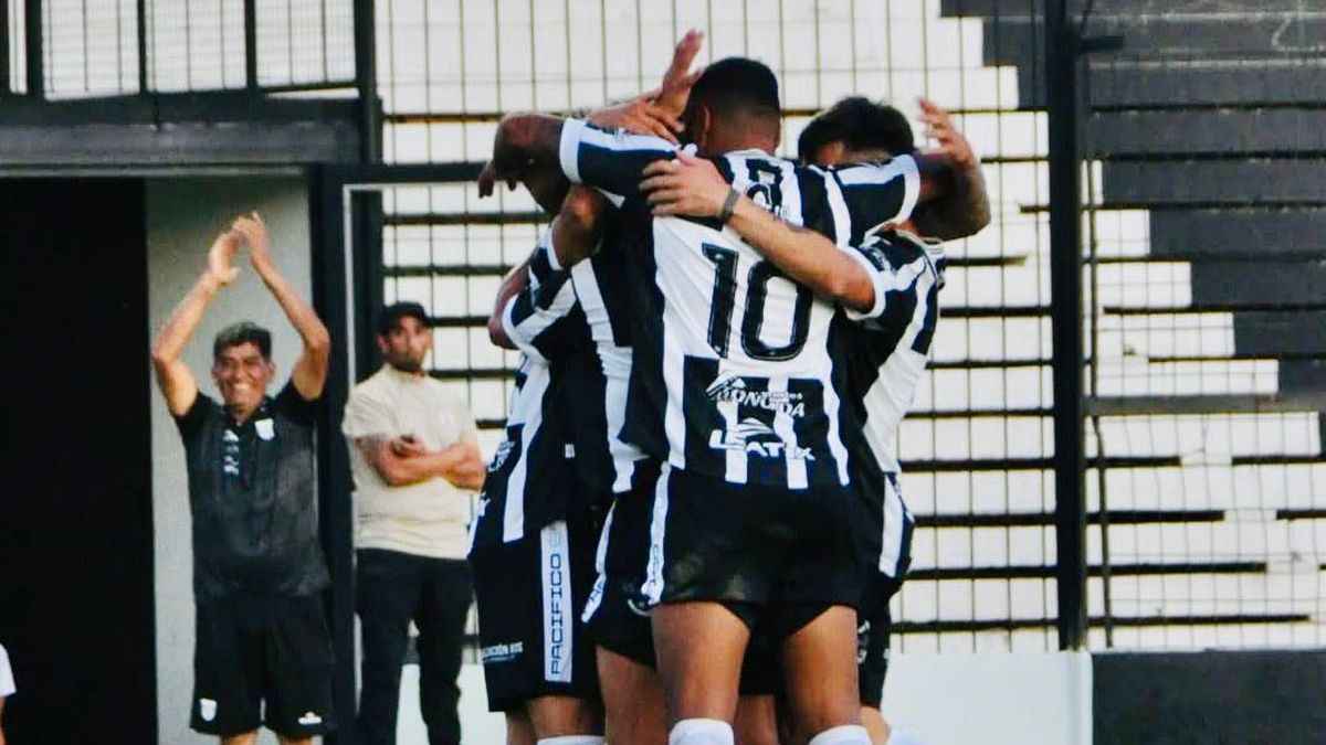Pacífico jugará ante Ferro, en el duelo departamental de General Alvear.