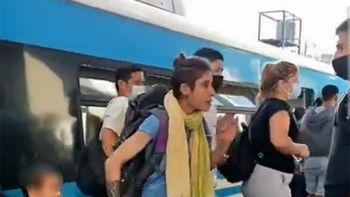 El video de la pelea entre una joven y un policía que se hizo viral