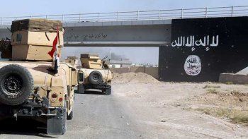 Acusan a ISIS de quemar vivos a matrimonio y su bebé por intentar escapar